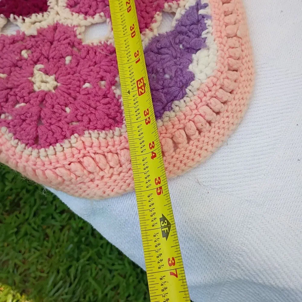 African Flower Throw Blanket Intricate Crocheted Edge Pink White Purple Pastel